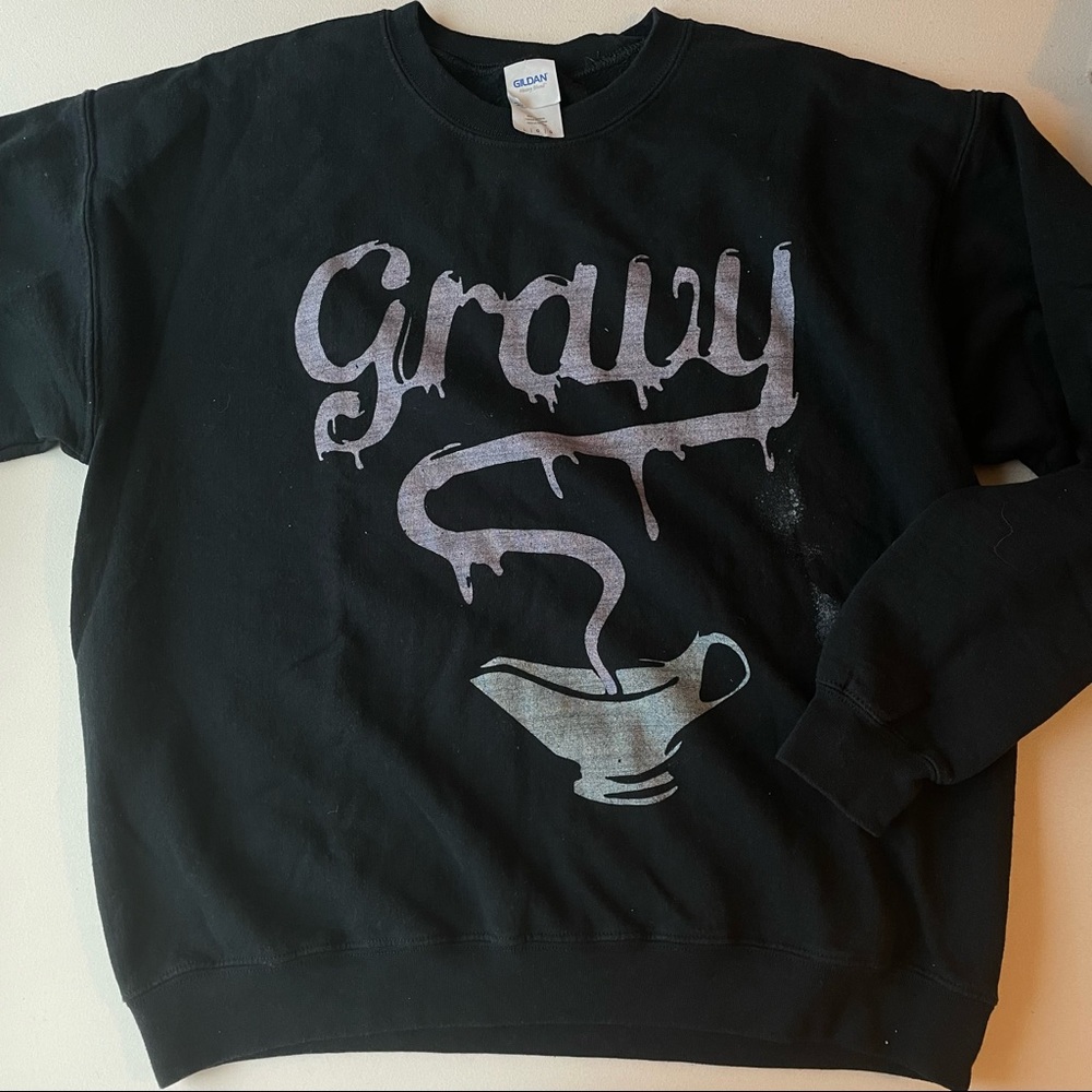 Purple graphic black sweatshirt